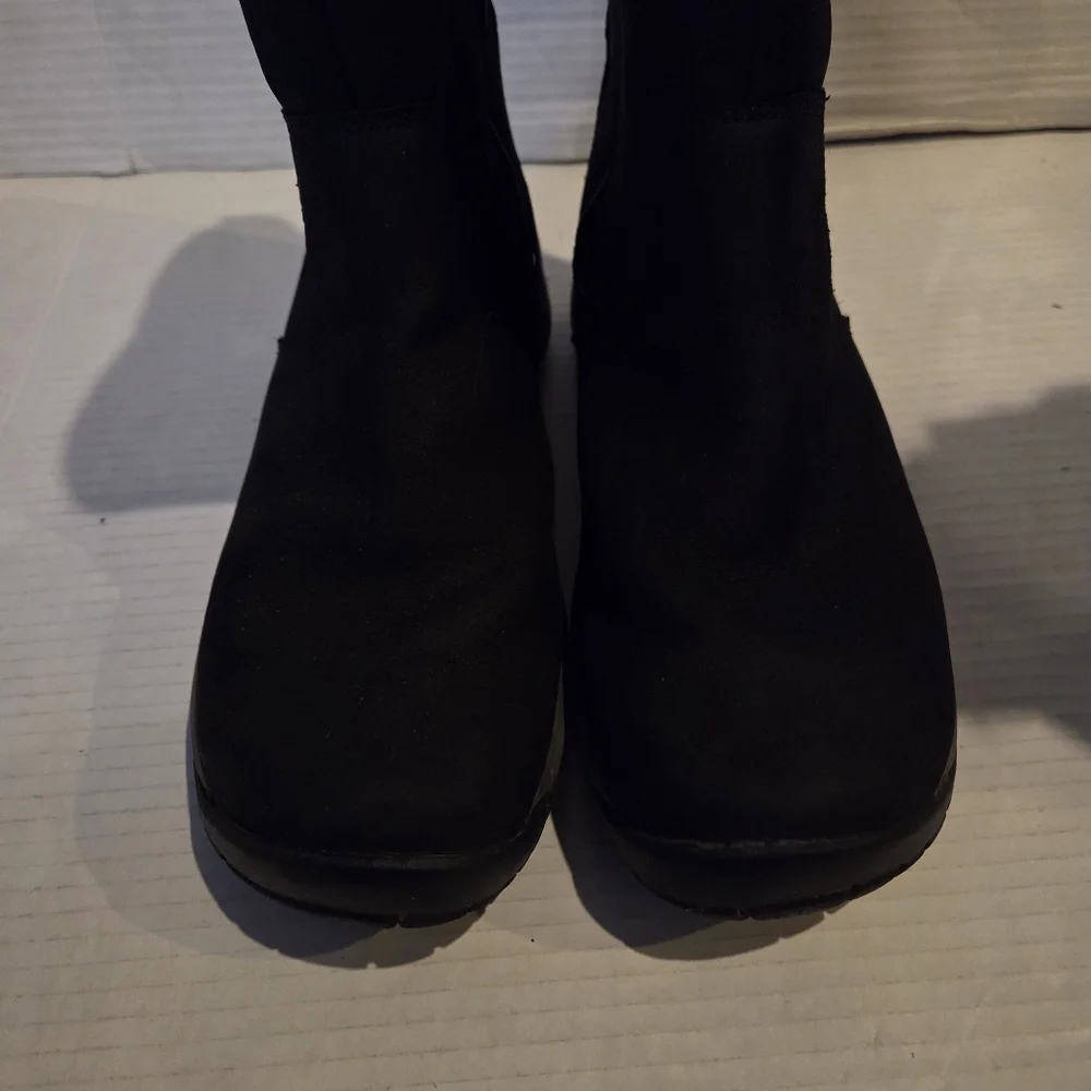 Merrell Encore 4 Tall Zip Polar Boots winter 9.5 Waterproof Black Shoes 100grm